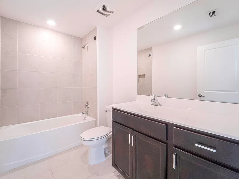 788 Worlington Ln — Photo 16