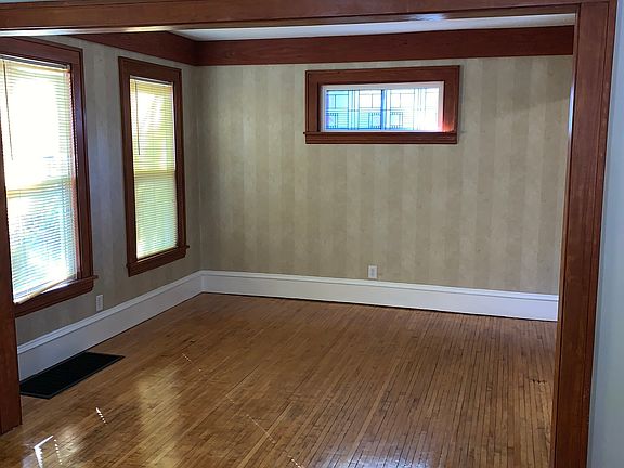3 dining room_10212020