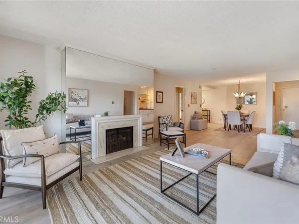 102 Scholz Plz APT 234, Newport Beach, CA 92663