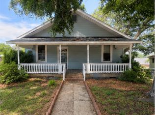 15 Circle St, Taylors, SC 29687
