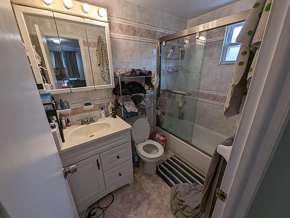 5th image of 82-42 168th St