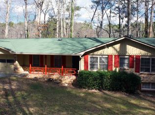 1832 Lake Lucerne Dr, Lilburn, GA 30047
