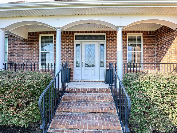 4th image of 6905 Wesley Cir