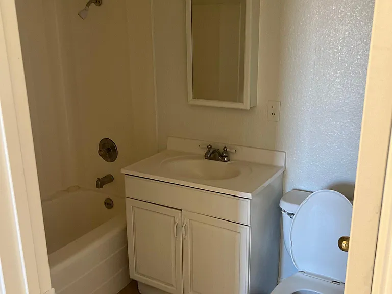 4025 Briar Ct — Photo 7