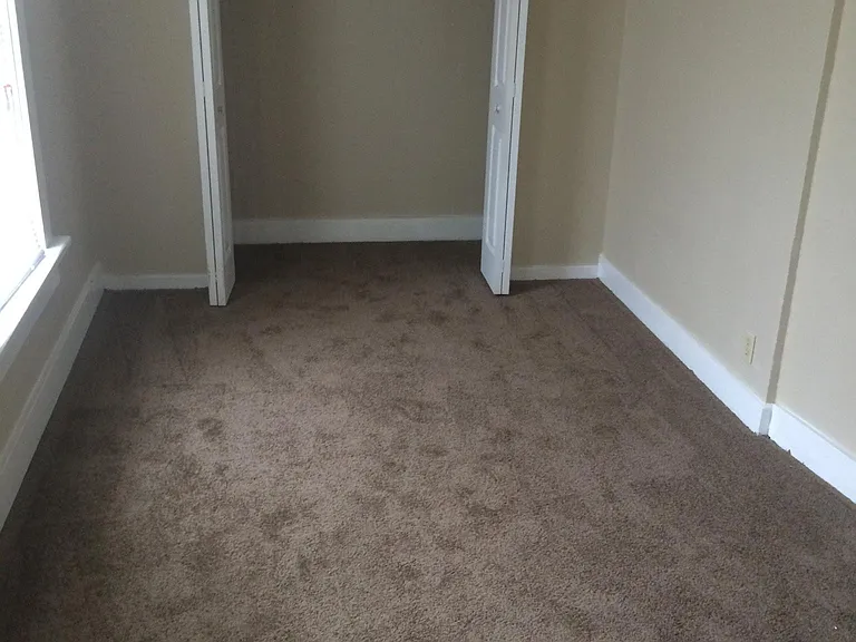 229 James St — Photo 19