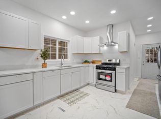 2809 W Burnham St, Milwaukee, WI 53215