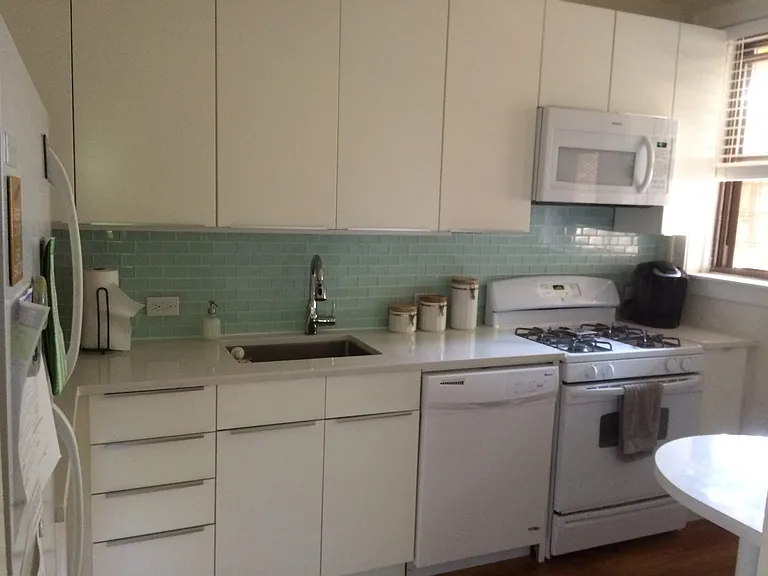 5349 N Paulina St #1 — Photo 7