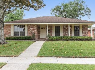 5653 Abbey Dr, New Orleans, LA 70131