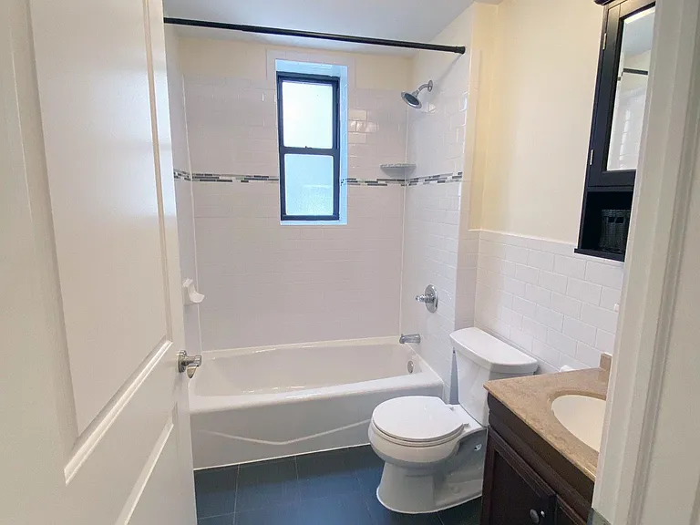 Ponciana Apartments: Contemporary Comfort and Affordable Luxury in North Bergen! — Photo 4