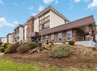 32119 Old Yale Rd #201, Abbotsford, BC V2T2C8