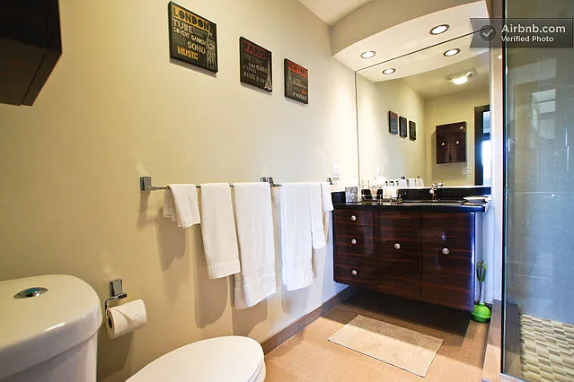 2640 Leavenworth St #103 — Photo 8