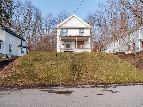 53 North St, Camillus, NY 13031