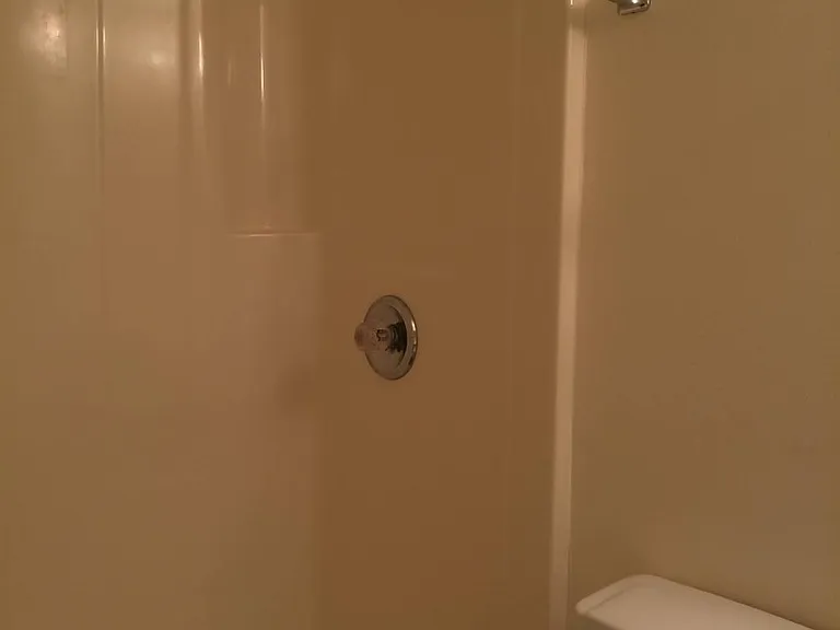 605 Ixoria Ave #20 — Photo 8