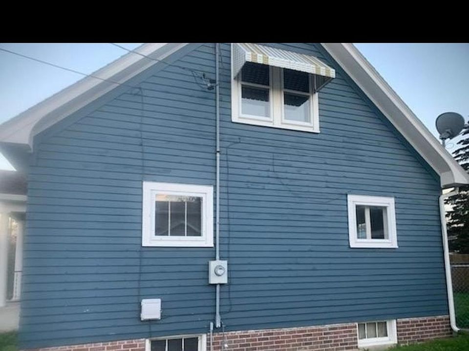 1st image of 915 W Holmes St
