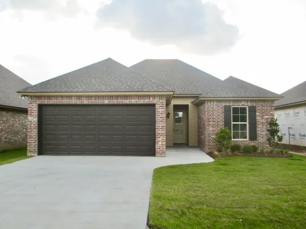 126 Sugarcreek Dr, Youngsville, LA 70592