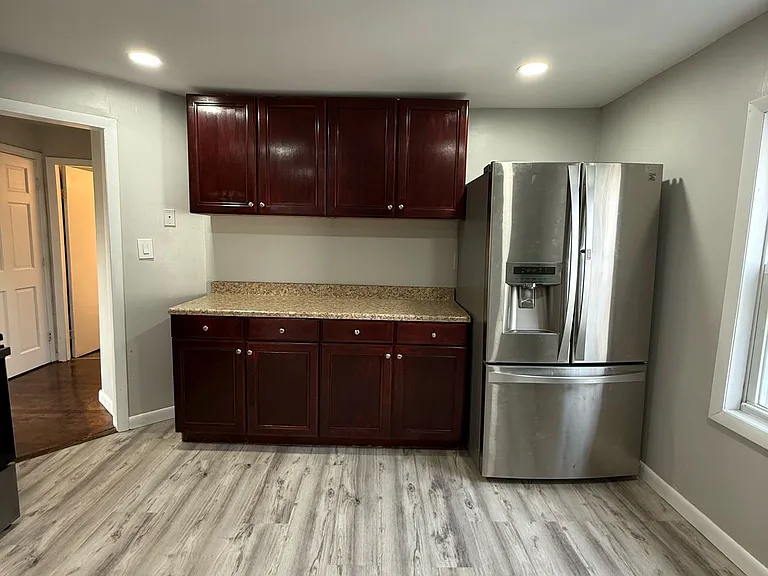 18 Water St #2 — Photo 2