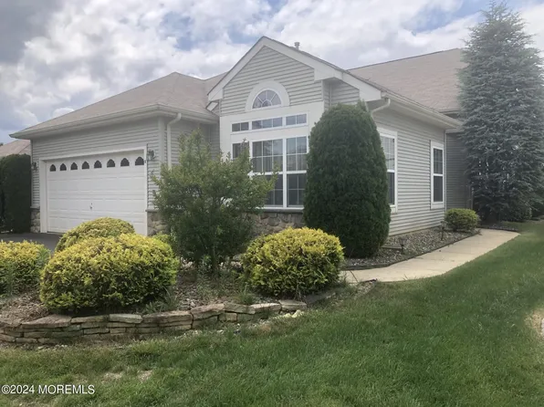 9 Modena Court, Manchester, NJ 08759