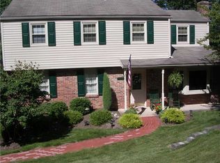 1617 Duchess Lane, South Park, PA 15236