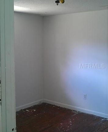 5th image of 5818 W Amelia St