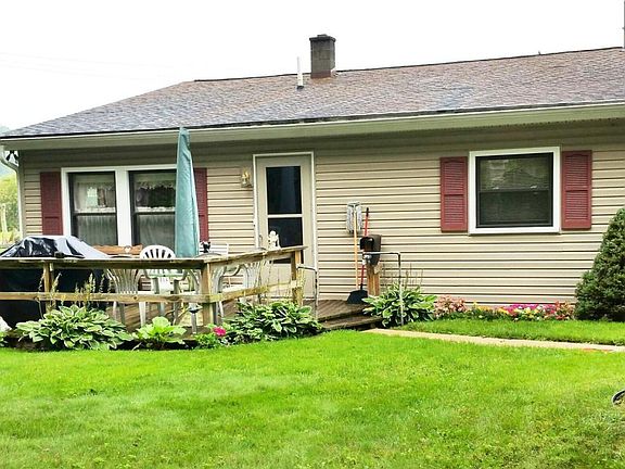 4th image of 4087 S Shore Dr