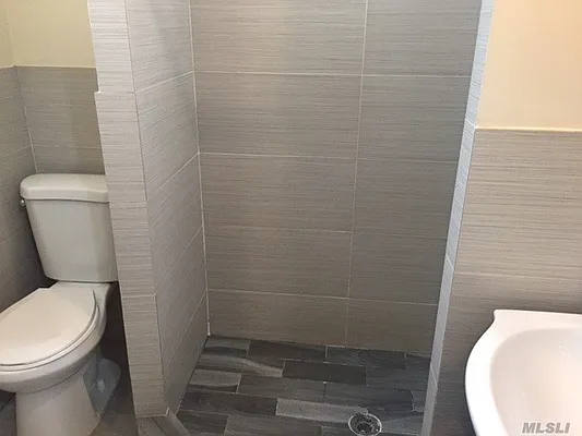 Rented by Douglas Elliman | media 17