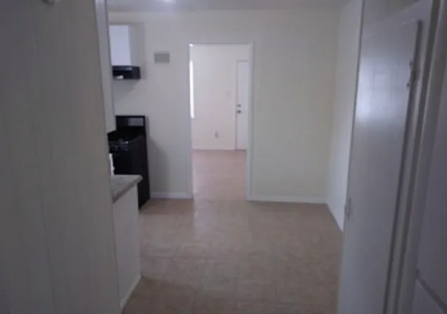 1401 NW Williams Ave — Photo 17
