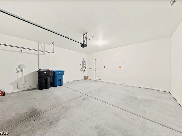 7960 Jaspence St — Photo 32