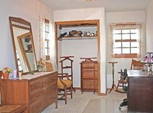 17N144 Powers Rd, Gilberts, IL 60136