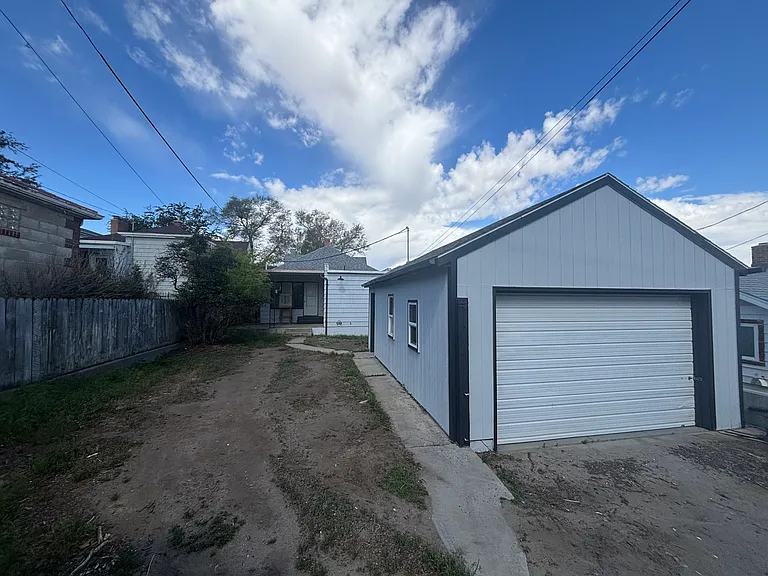 805 Rhode Island Ave — Photo 15