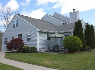 14 Timberline Trl, Pawling, NY