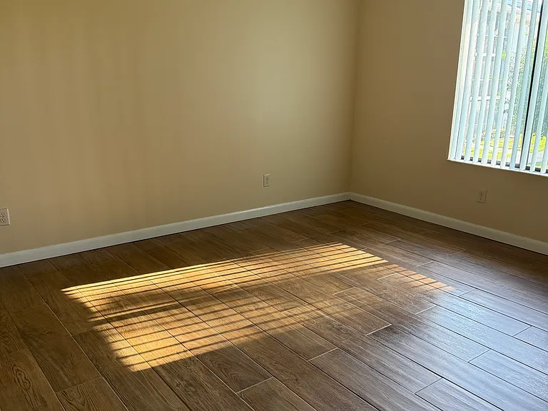8219 Sun Spring Cir #72 — Photo 10