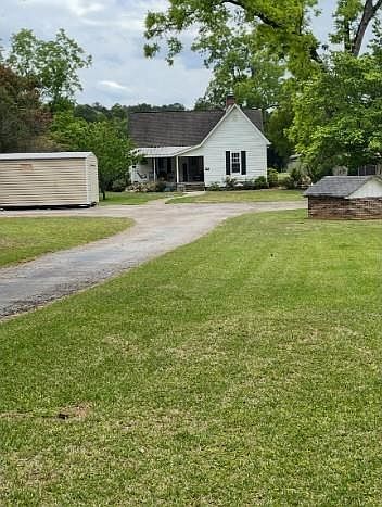 1st image of 355 Inman Rd