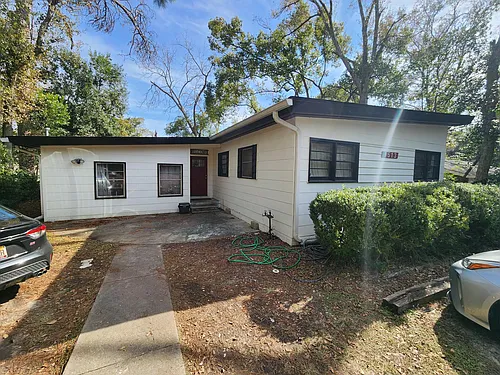 1513 Mayhew St Photo 1