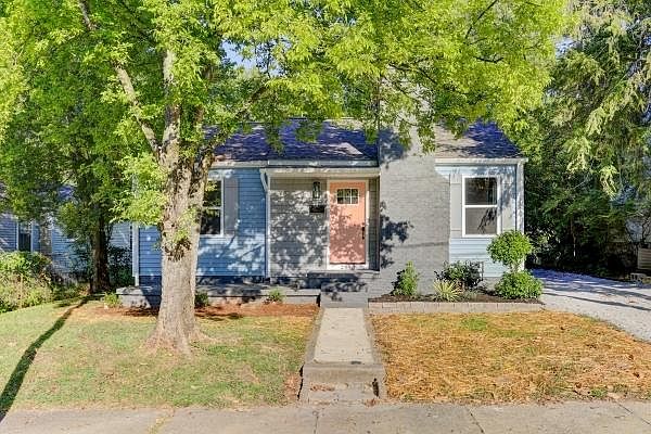 1st image of 2843 Woodbine Ave