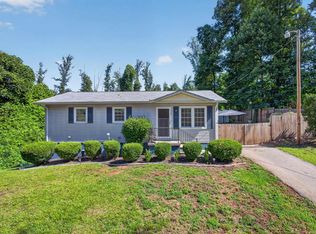 116 Oak Ridge Cir, Seneca, SC 29678