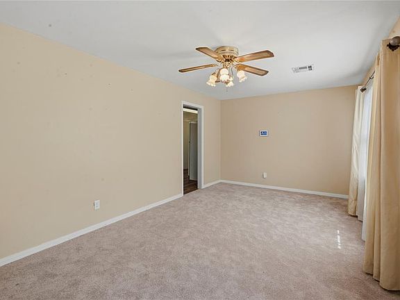 3rd image of 2901 S Otella Ave