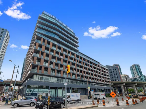 169 Fort York Blvd #918, Toronto, ON M5V 0C8