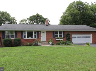 8021 Fieldstone Dr, Frederick, MD
