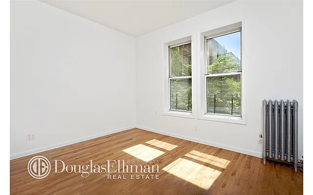 Rented by Douglas Elliman | media 21