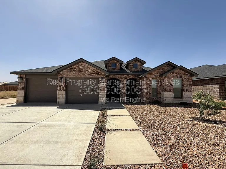 2915 Tractor Ave — Photo 1
