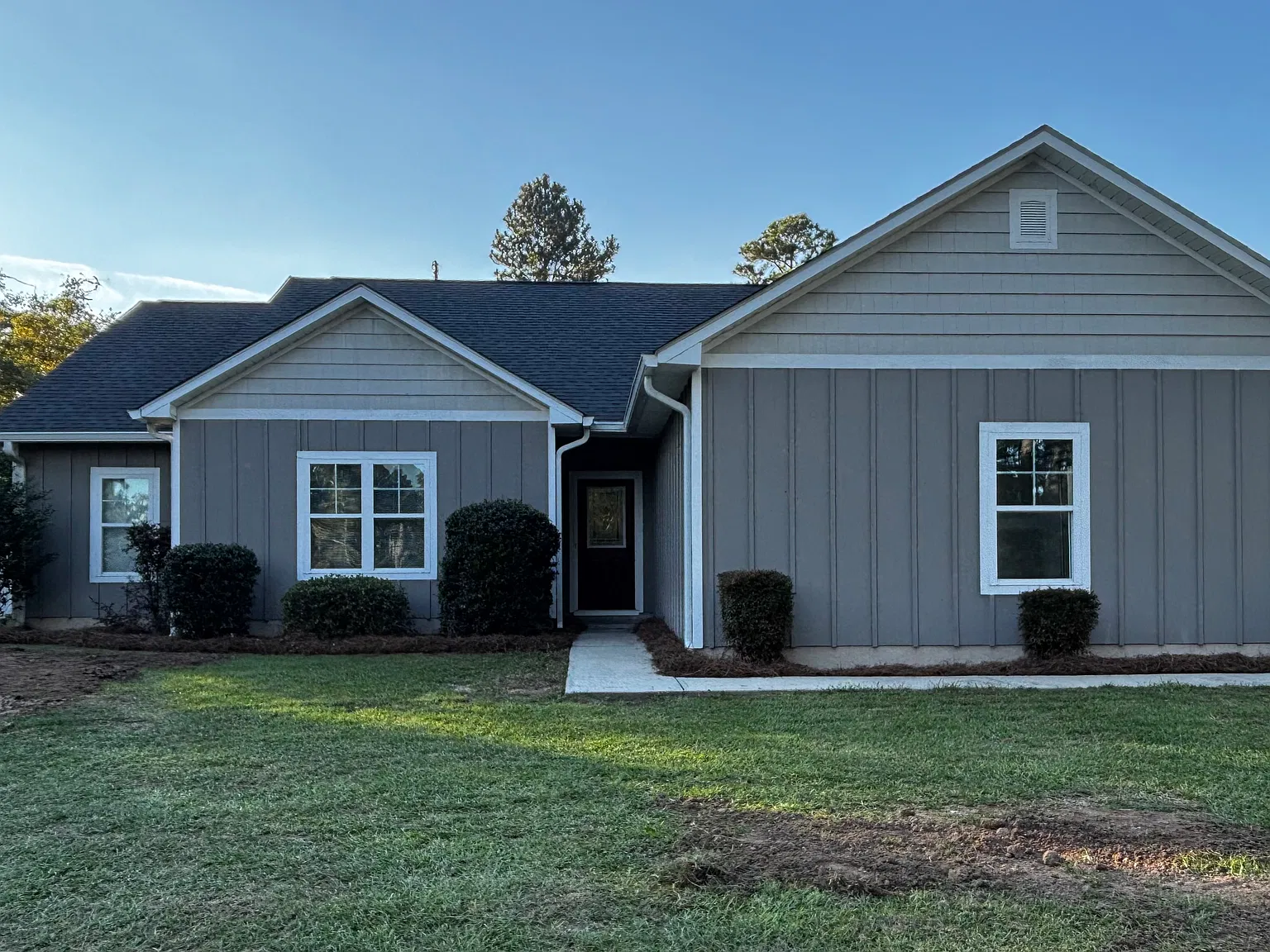 4 bed, 1888 sqft, $2,100 — Photo 3