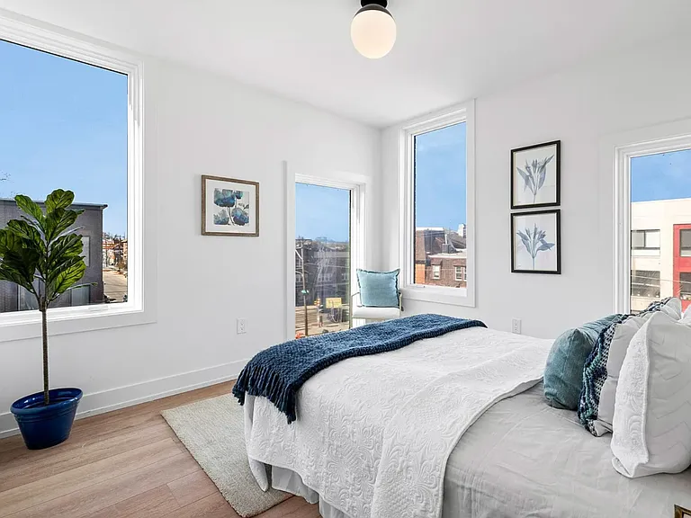 Brand New Luxury West Philly Apartments — Photo 40
