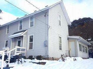 22075 Pinecrest Rd, Winona, MN 55987