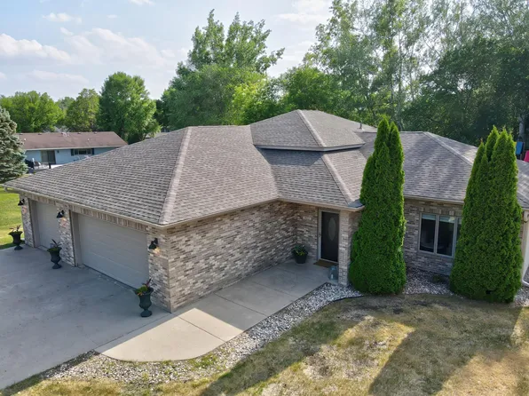 902 Westside Dr, Fergus Falls, MN 56537
