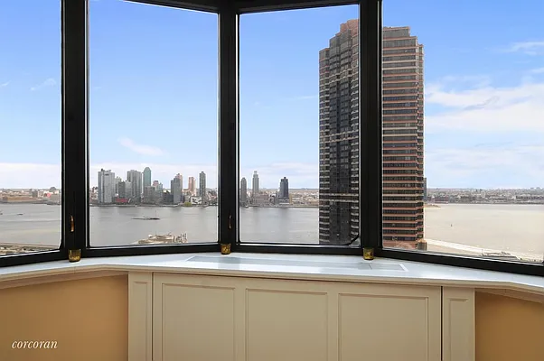 Sold by Corcoran | media 18