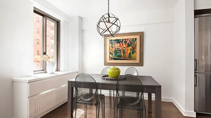 Sold by Fenwick Keats Real Estate | media 12