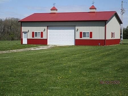 2nd image of 1518 County Road 750e