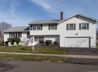 67 Hesse Rd, Hamden, CT 06517