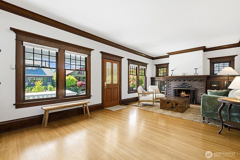 4th image of 6314 19th Avenue NE