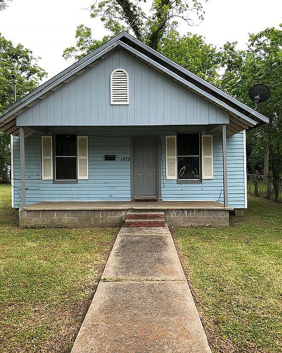1st image of 1975 Ives St